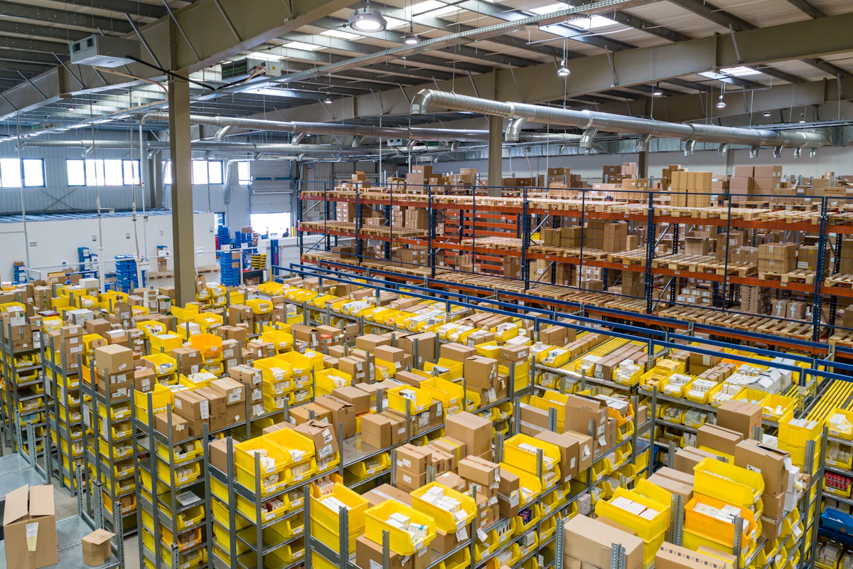 Estrutura de armazenagem e distribuição de mercadorias